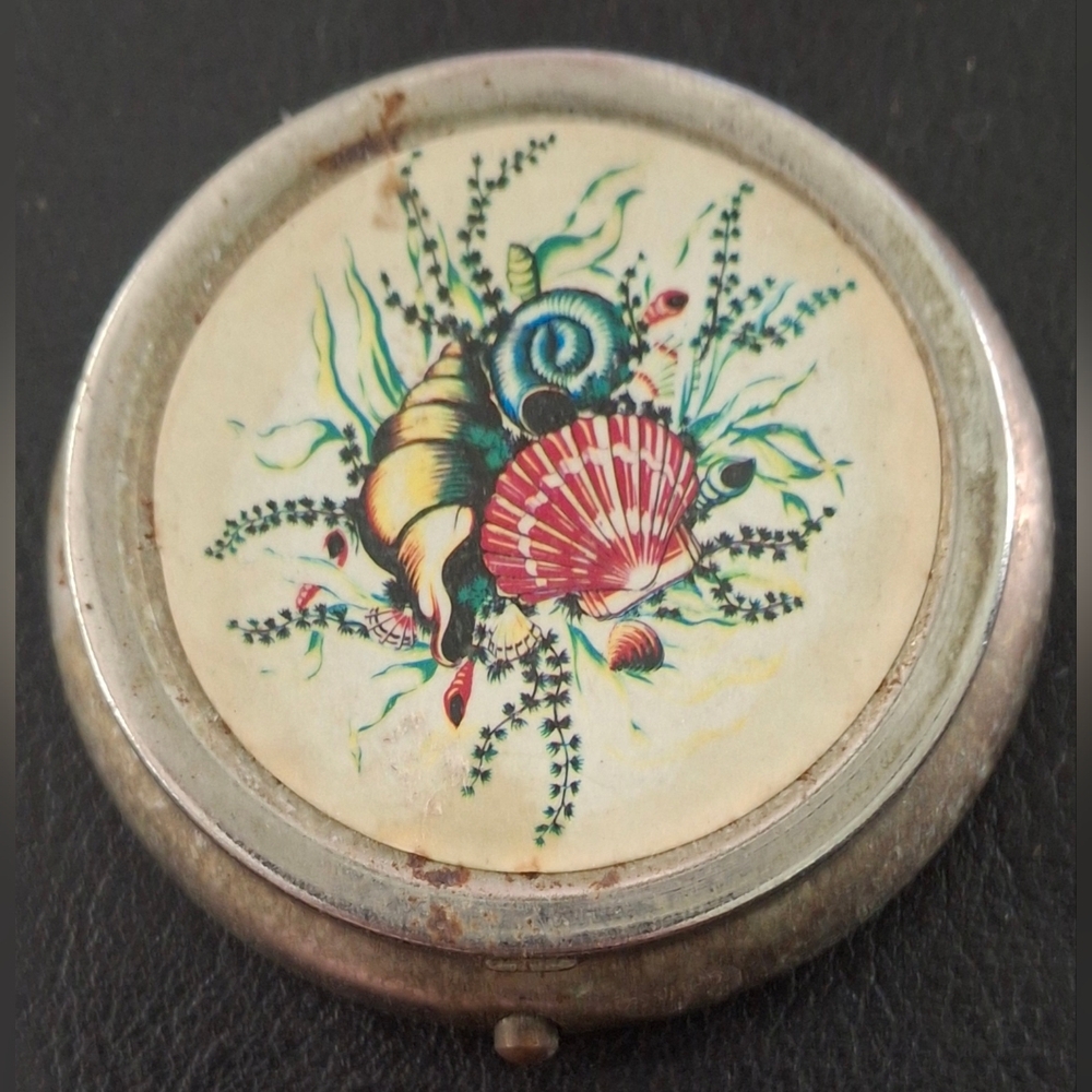 Vintage 1950’s Victorian Style with Shell design Pill Box Hong Kong.